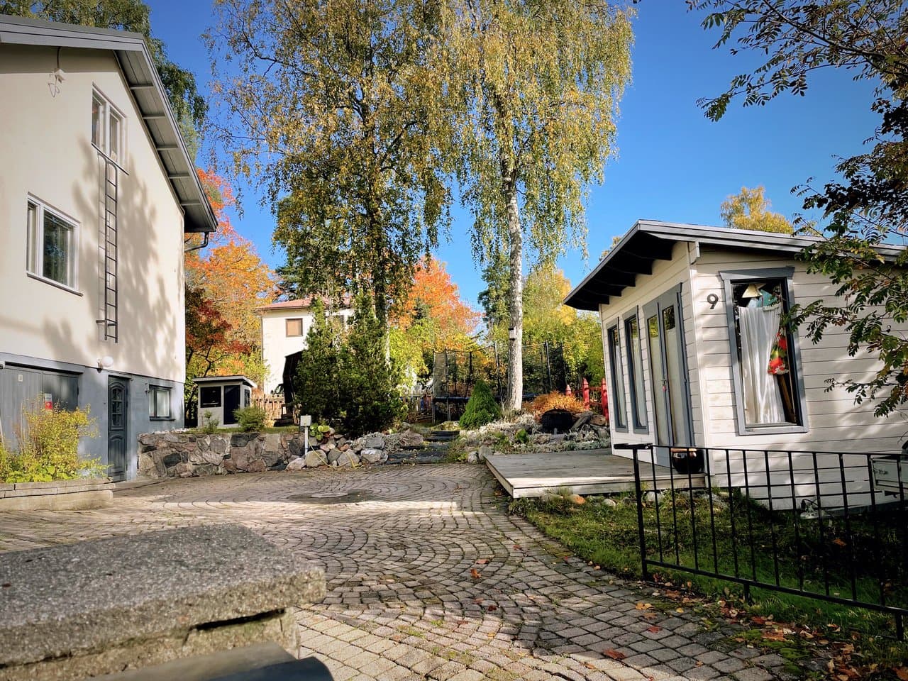 Kiviportintie 9, Helsinki