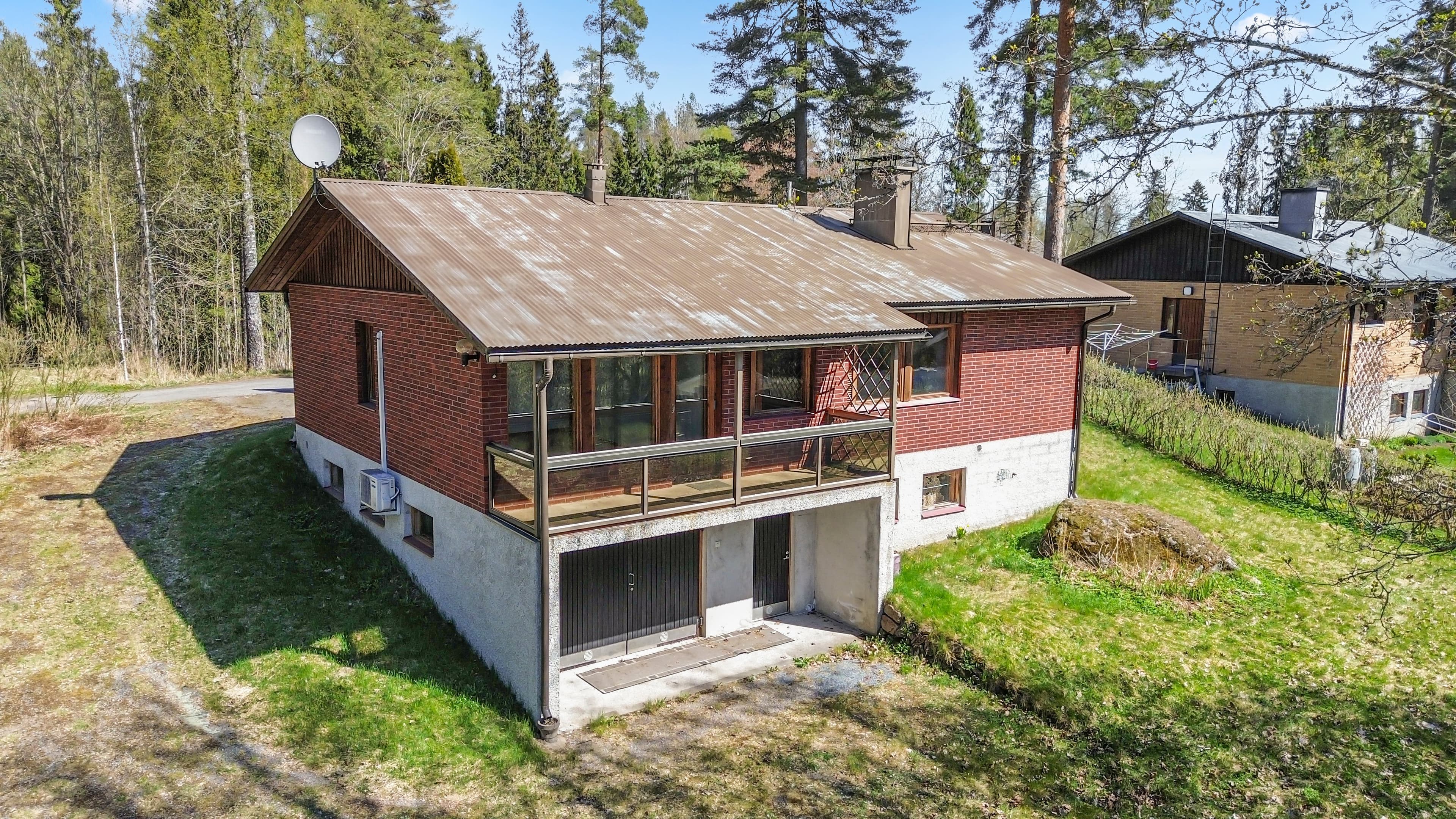 Miljoonatie 16, Urjala
