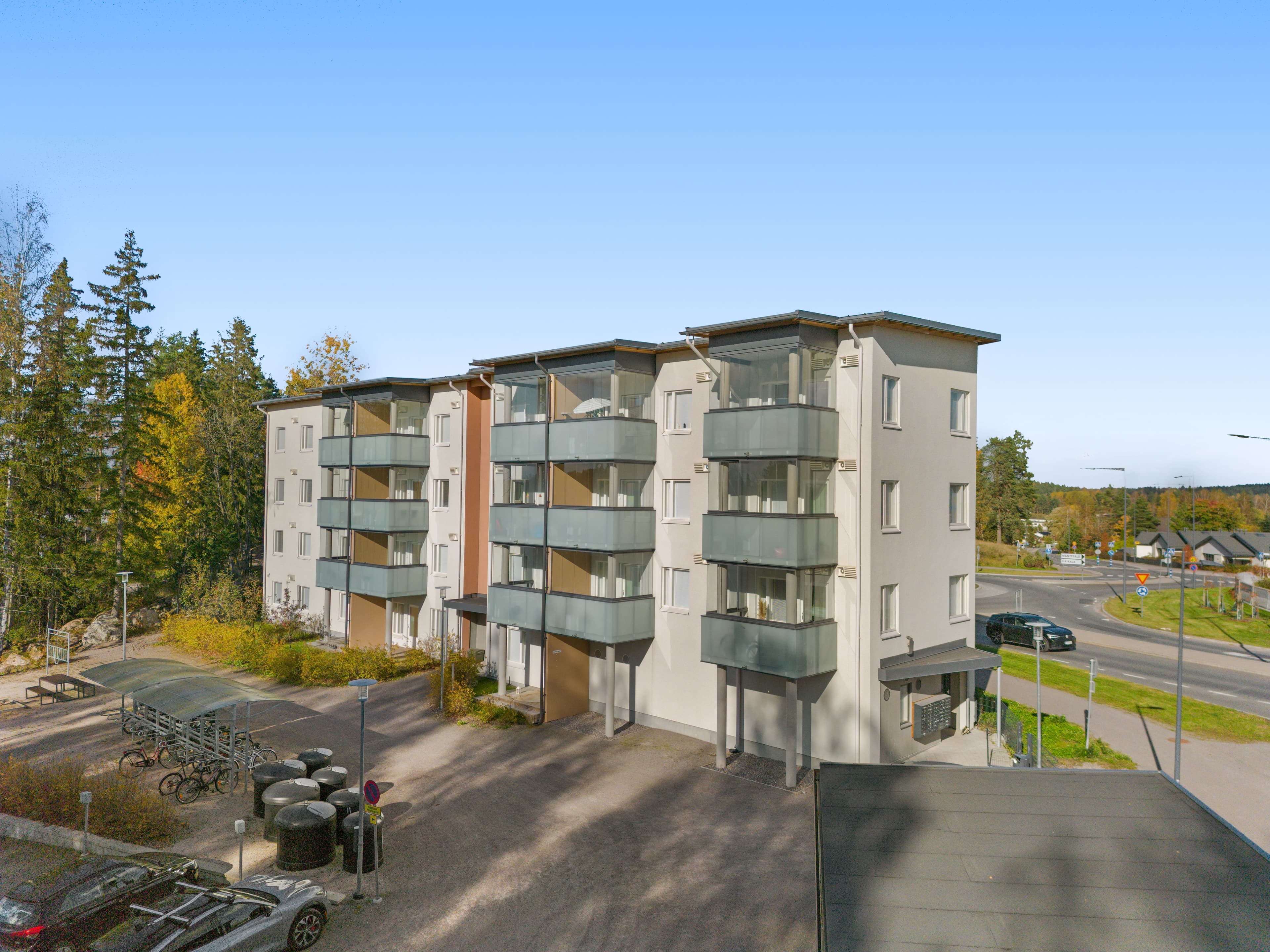 Alitilantie 27, Klaukkala