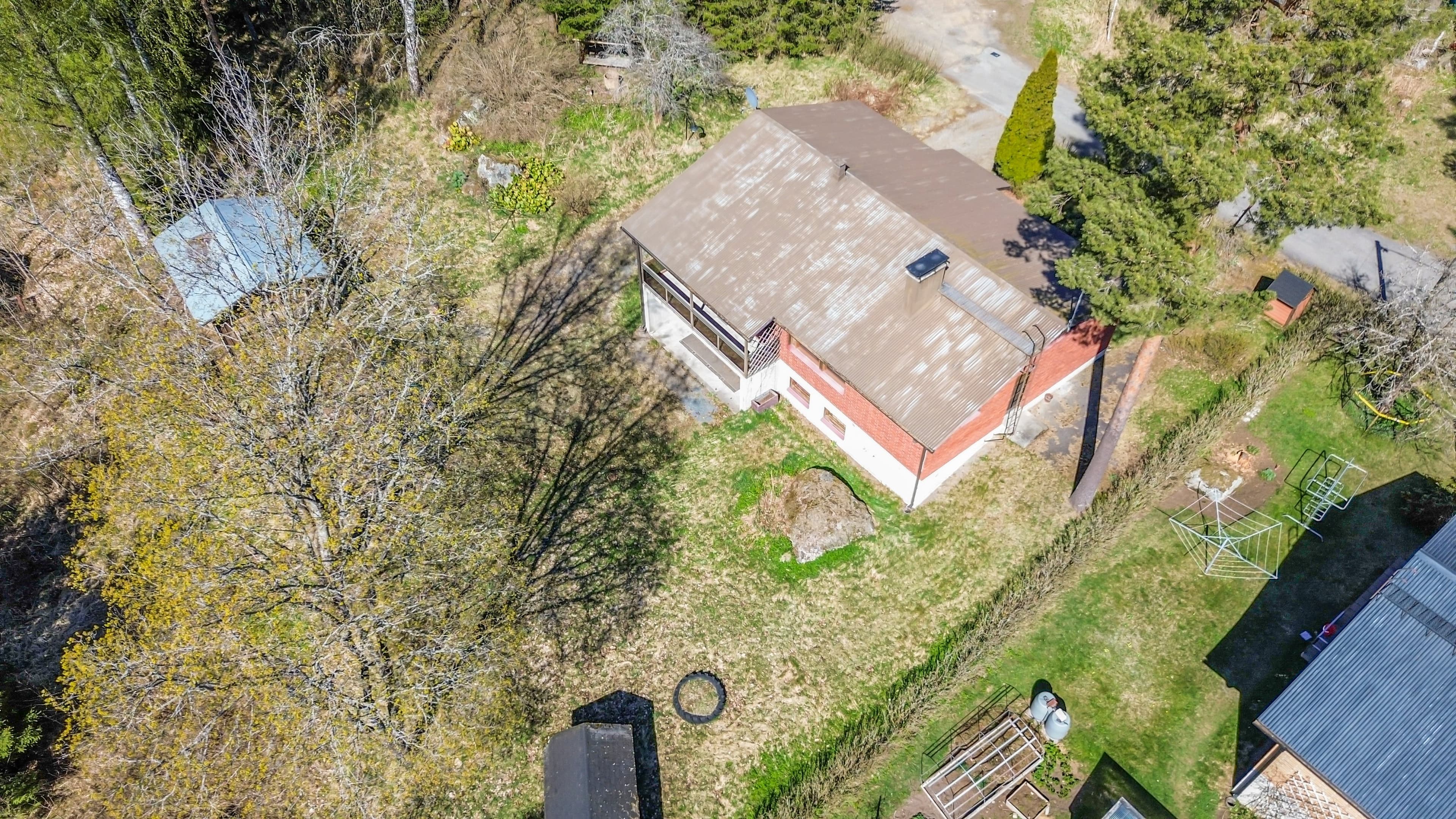 Miljoonatie 16, Urjala