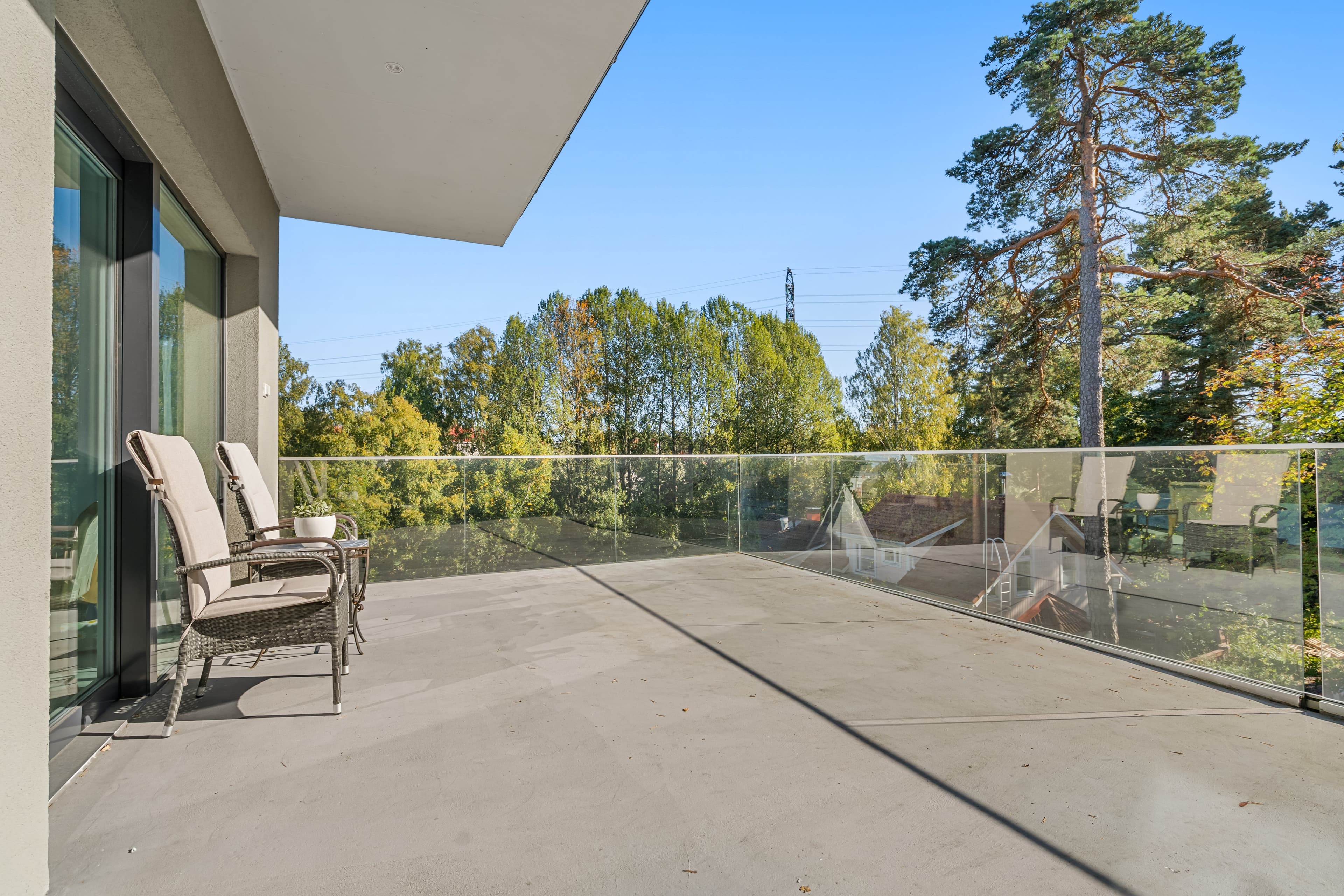 Vuorineuvoksentie 8, Helsinki
