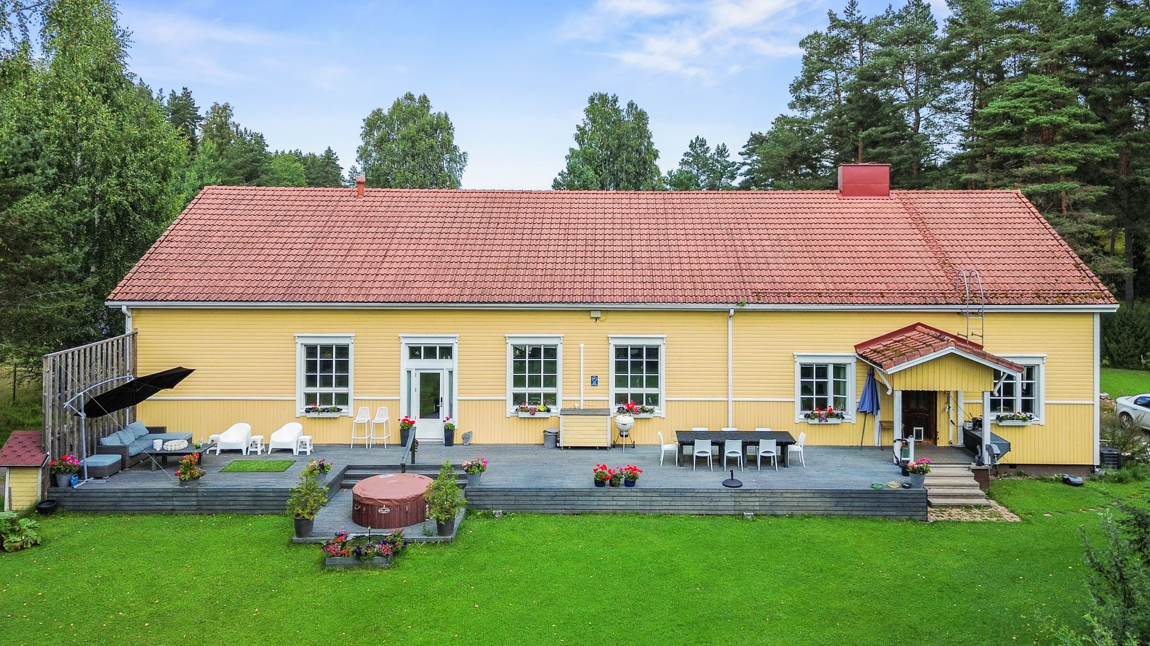 Salmenraitti 15 B, Urjala
