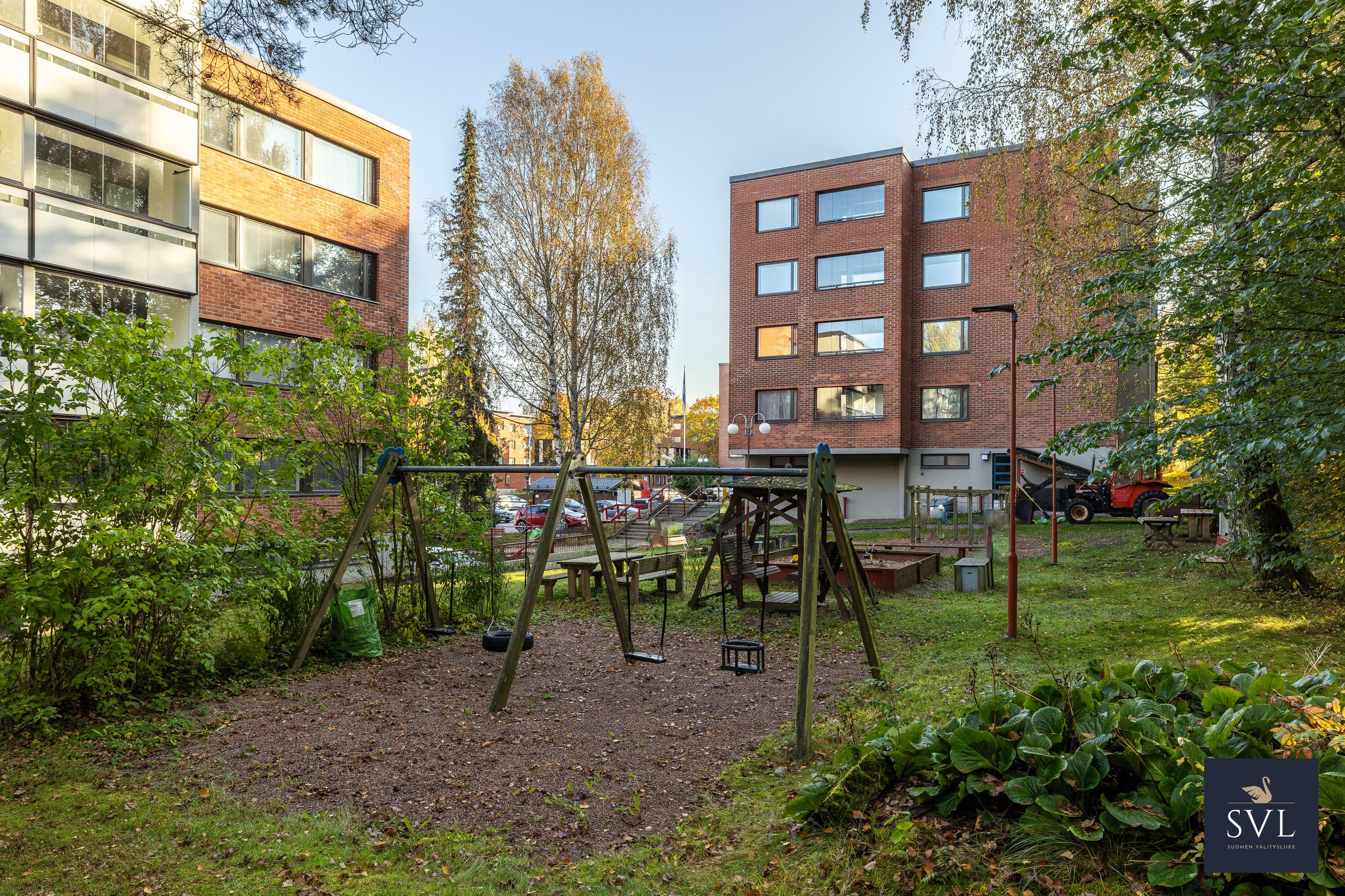 Metsäpurontie 17, Helsinki