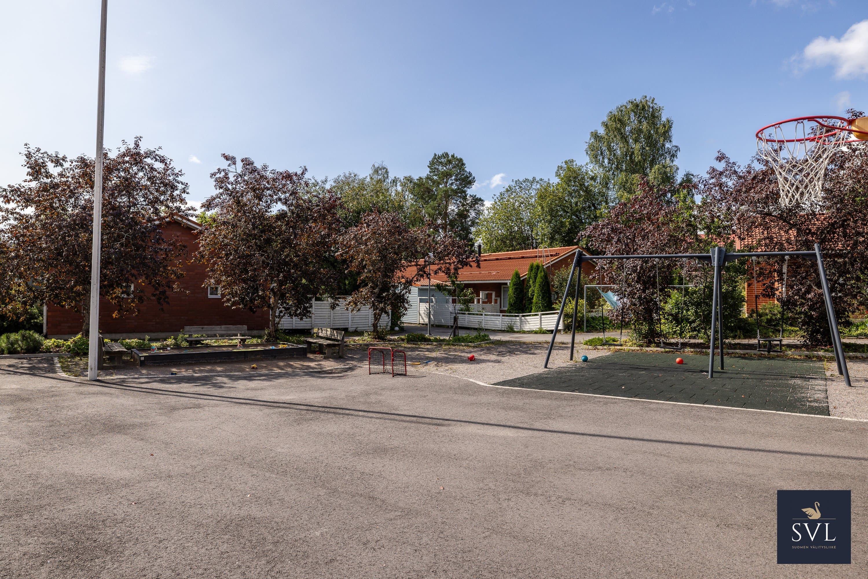 Metsäpirtintie 12, Espoo