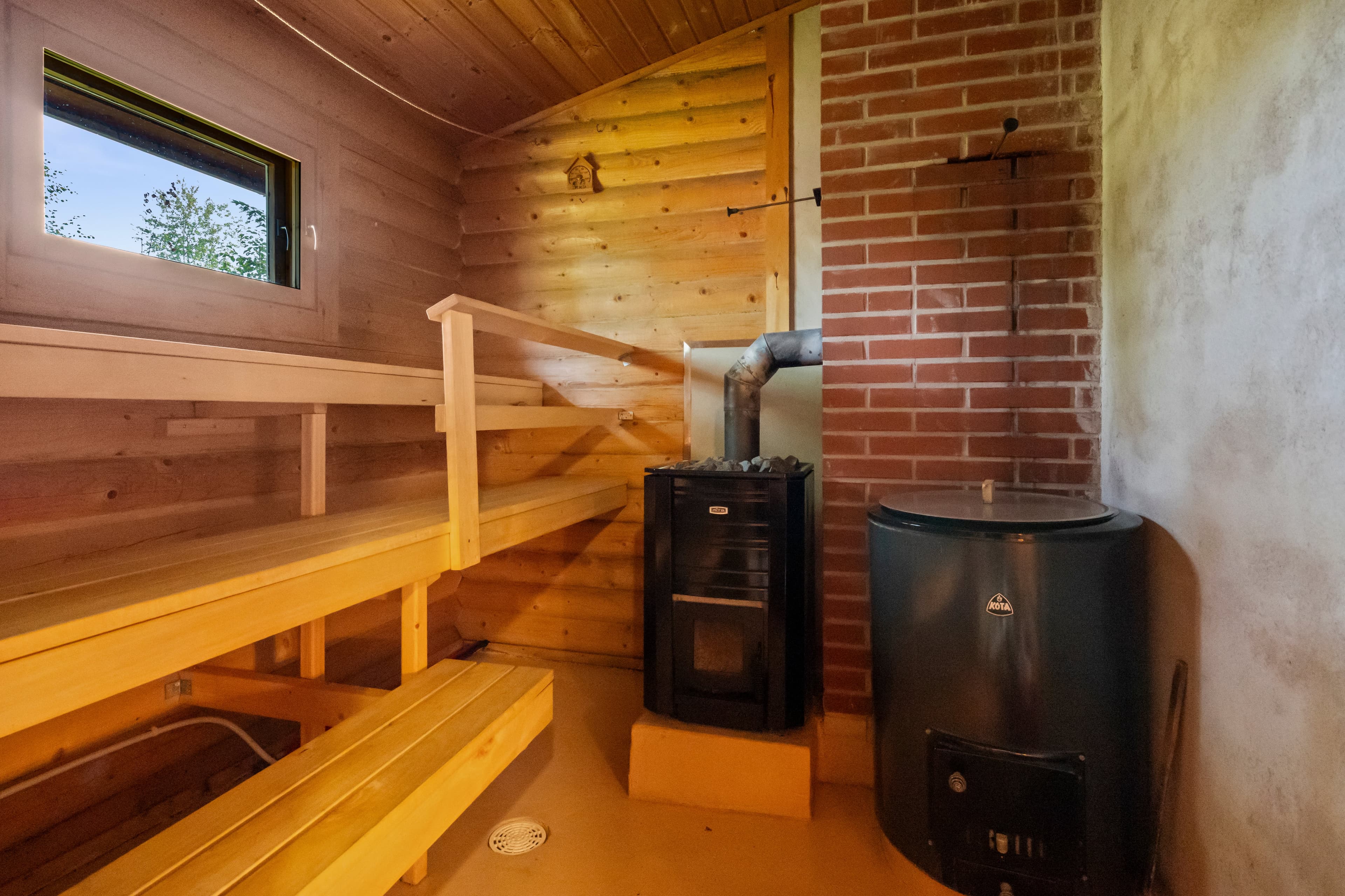 Krouvintie 57 E, Urjalankylä